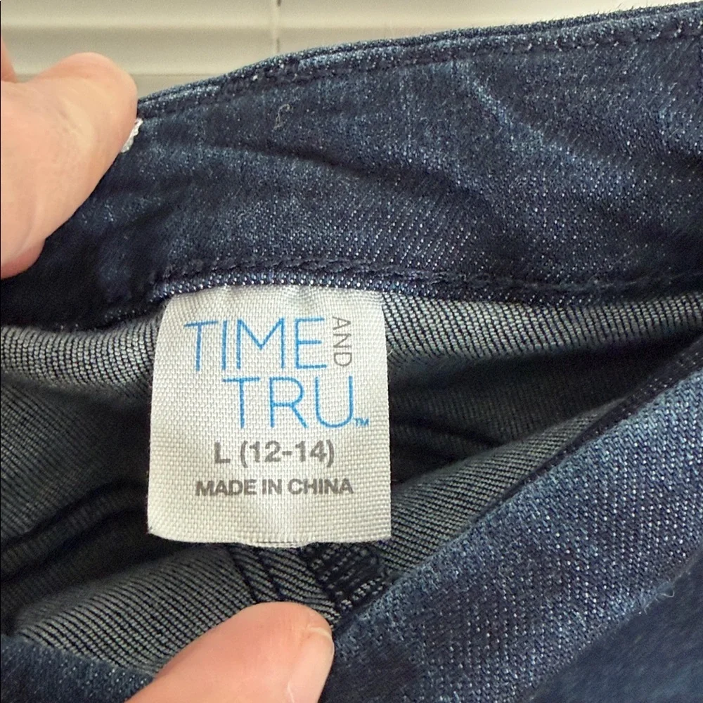 Time and Tru Deep Indigo Pull On Jeans - Picture 6 of 7